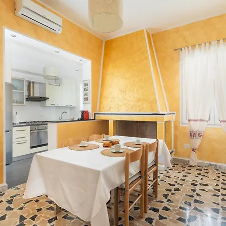 Apartmán Casa Erika - With Garden, Parking And Wifi