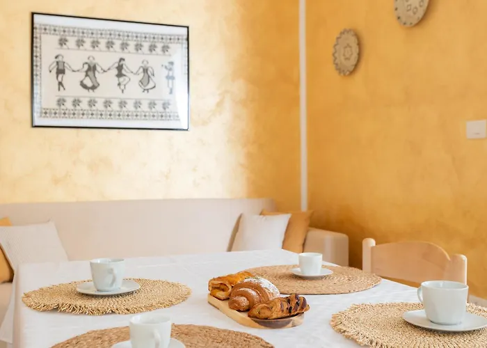 Casa Erika - With Garden, Parking And Wifi Apartamento Pula