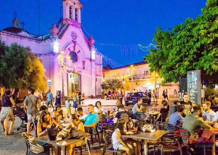 Casa Erika - With Garden, Parking And Wifi